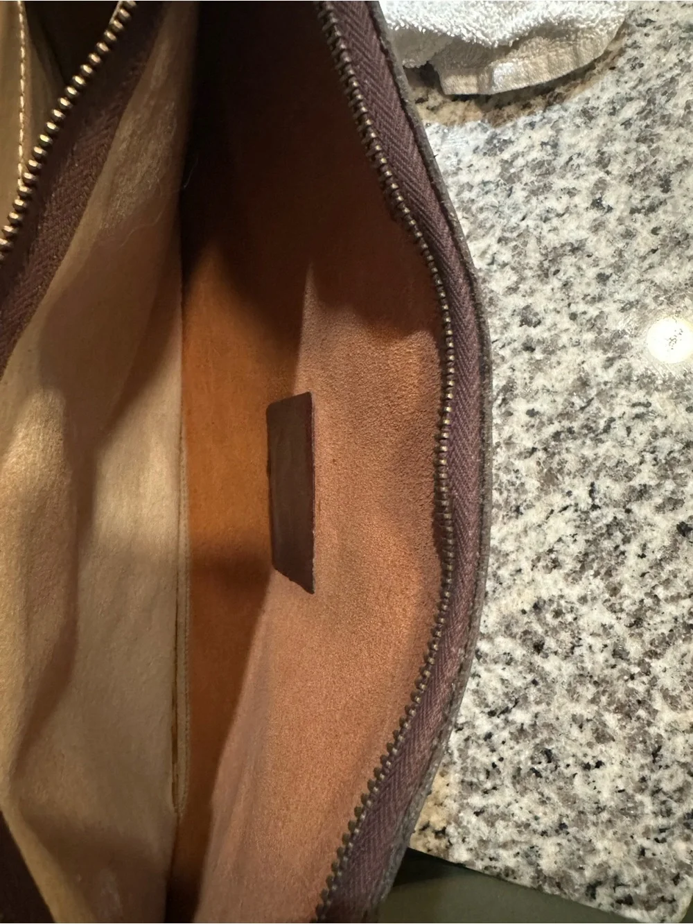 Anne Klein vintage Brown Leather Crossbody Bag Classic Leather case lap top bag